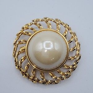 Vintage Large Goldtone Faux Pearl Sunburst Brooch Pin